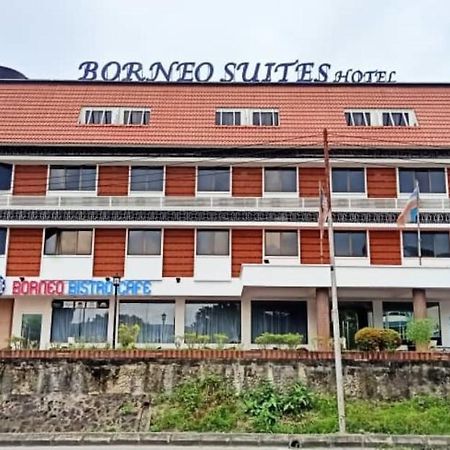 Super Oyo 90464 Borneo Suites Hotel Кота Кинабалу Екстериор снимка