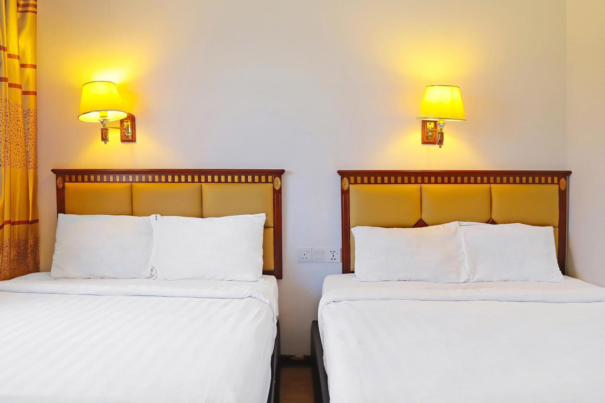 Super Oyo 90464 Borneo Suites Hotel Кота Кинабалу Екстериор снимка